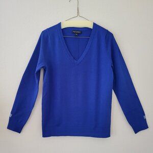 Banana Republic V-neck merino wool sweater, size M.